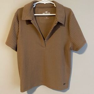NWOT Hollister Collared Baby Tee Brown